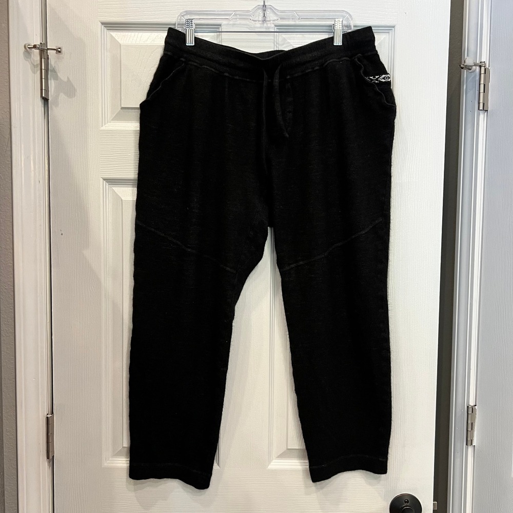 Paka Joggers Alpaca Wool Black Athleisure XL Made in Peru Sustainable Loungewear